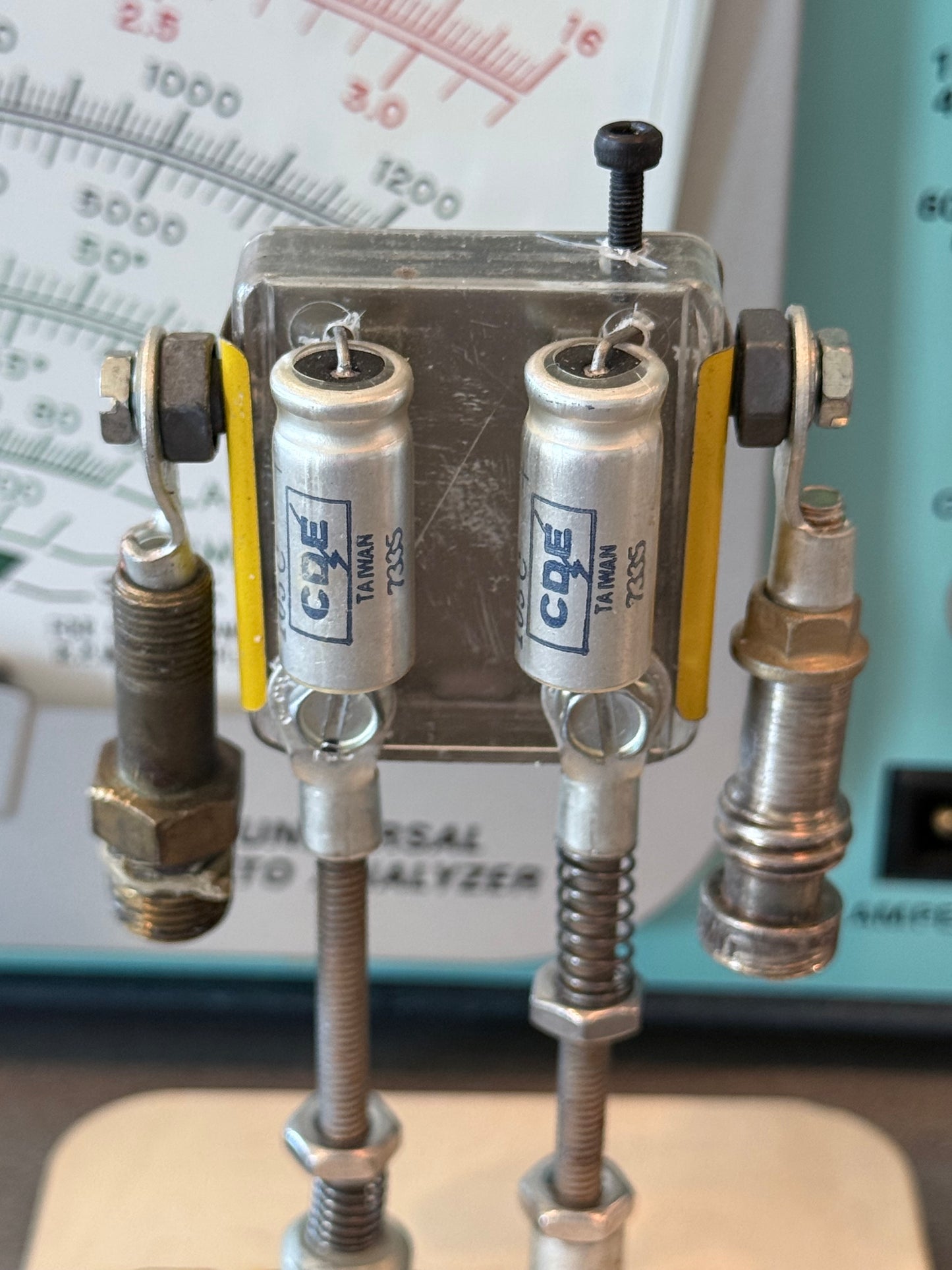 Handcrafted Robot Sculpture - R3BOTS