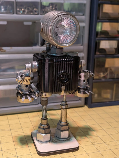 Vintage Browning Camera Robot - R3BOTS