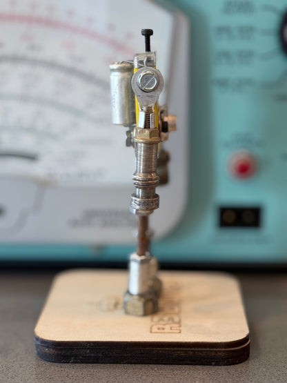 Handcrafted Robot Sculpture - R3BOTS