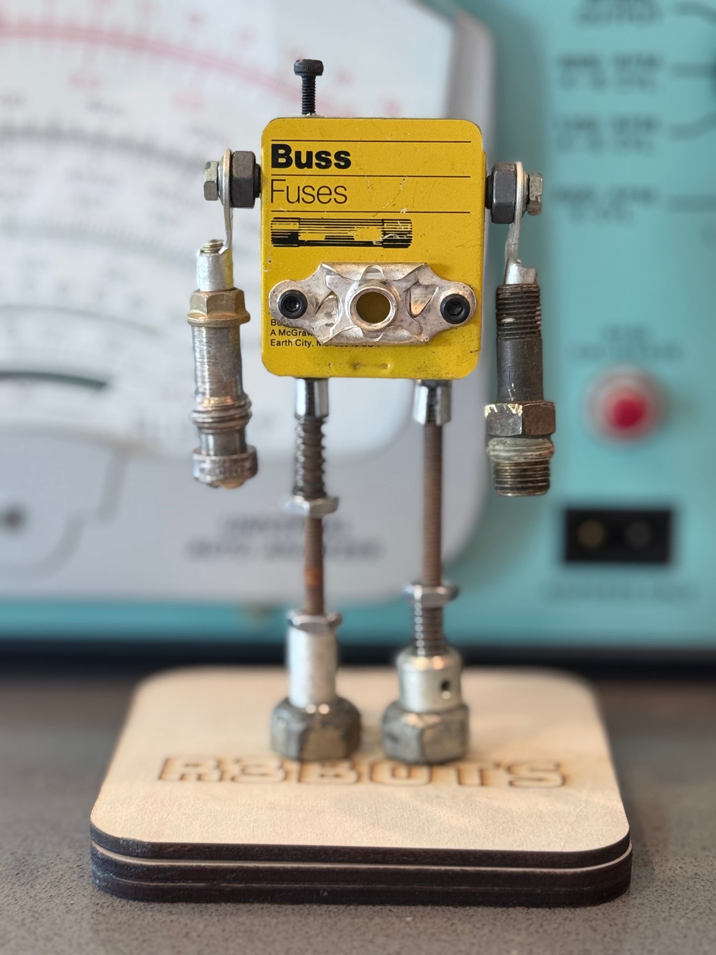 Handcrafted Robot Sculpture - R3BOTS