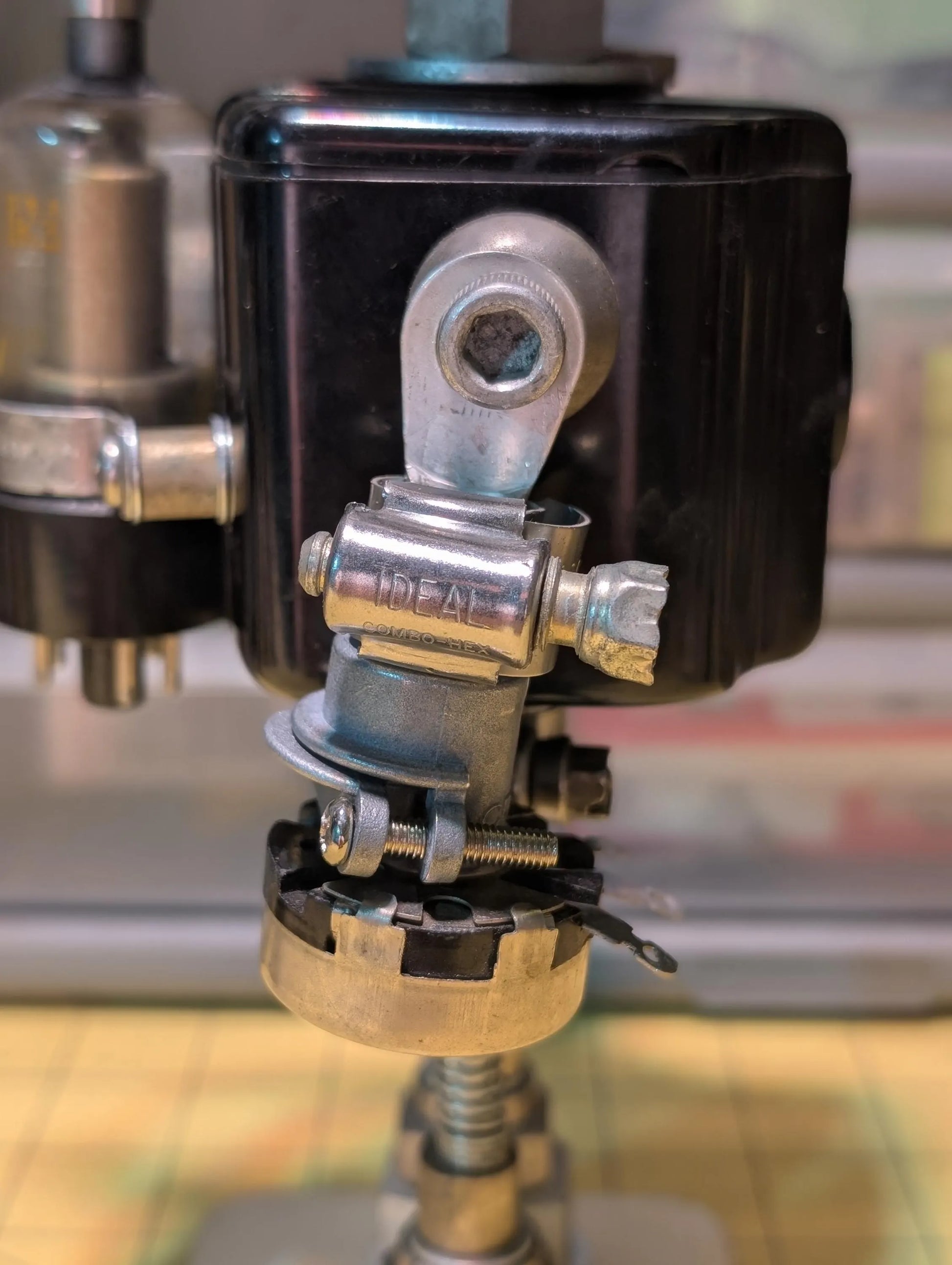 Vintage Browning Camera Robot - R3BOTS