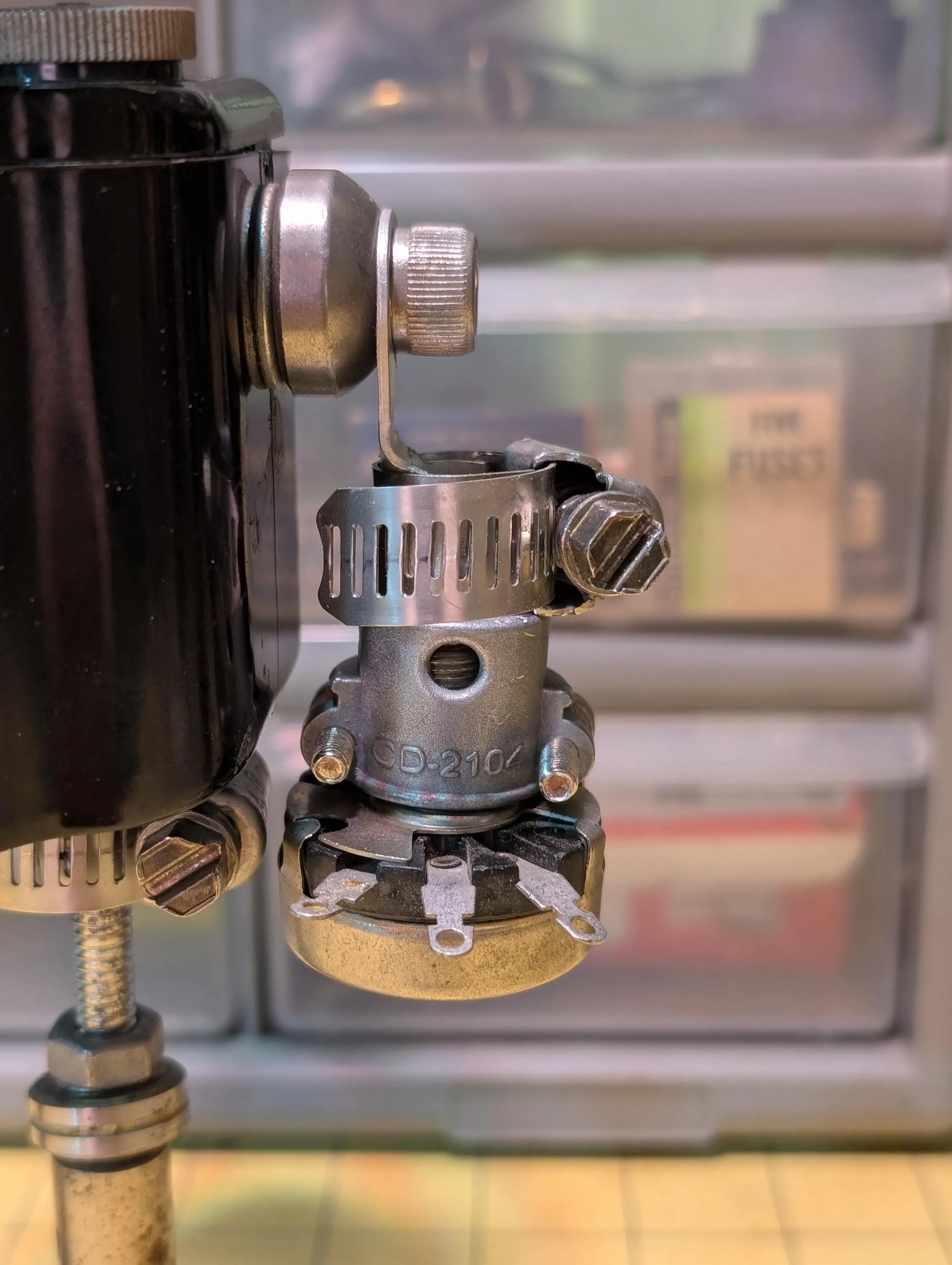 Vintage Browning Camera Robot - R3BOTS