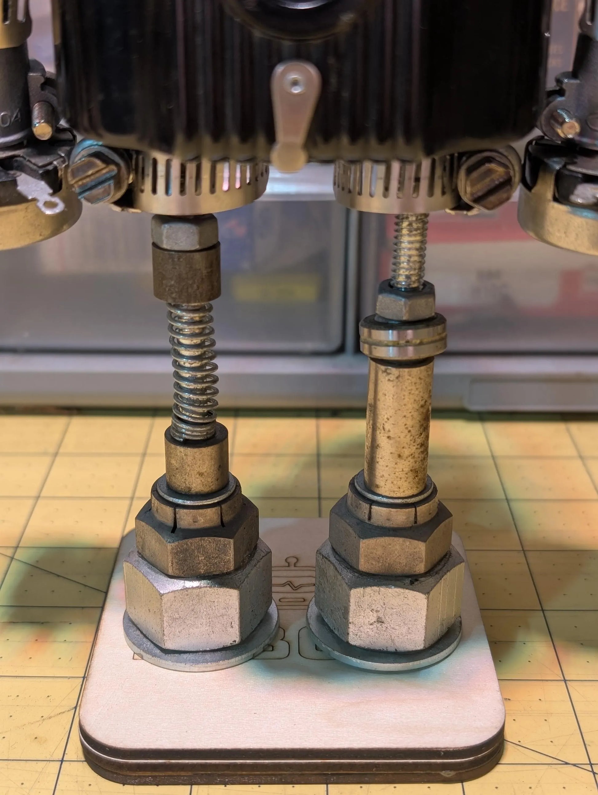 Vintage Browning Camera Robot - R3BOTS