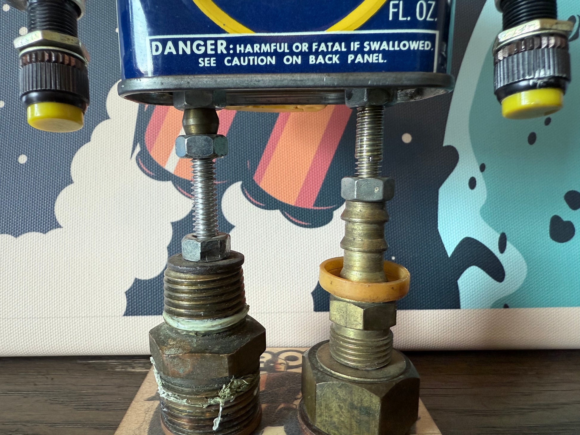 Lock Ease Tin Figurine - R3BOTS